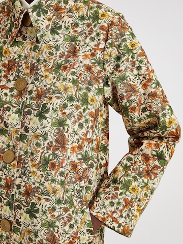 Shop Karey - Abrigo de entretiempo 'Garden' en verde