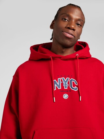 Tommy Jeans - Sudadera 'GAME DAY' en rojo