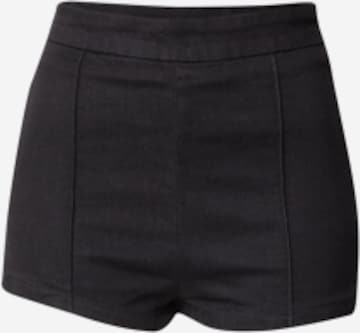 Trendyol Skinny Shorts in Schwarz: predná strana