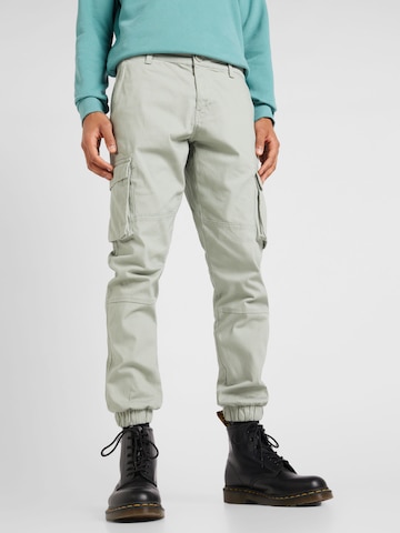 Only & Sons Tapered Cargo Pants 'Cam Stage' in Green: front