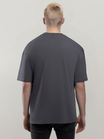 MAD TIGERS Shirt 'Dark Oceans' in Grau