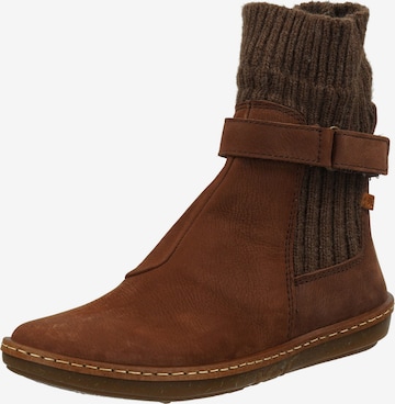EL NATURALISTA Ankle Boots in Brown: front