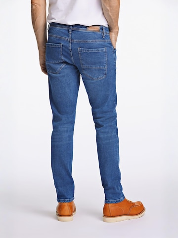 Jack's Tapered Jeans in Blue