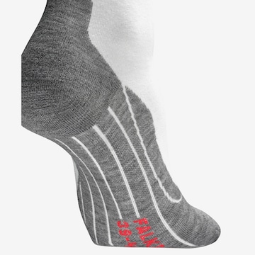 FALKE Athletic Socks 'RU4' in White