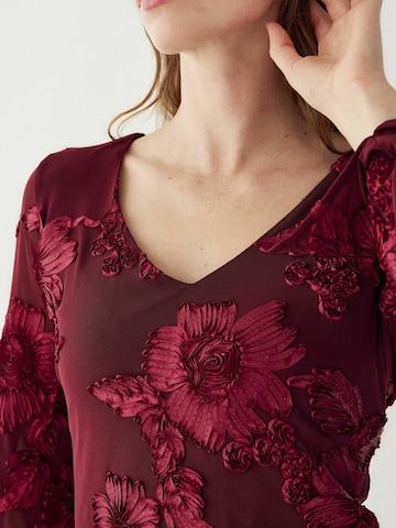 Top ' Lucille ' di Noella in rosso