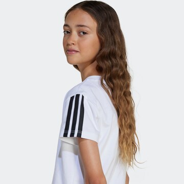 T-Shirt fonctionnel 'Essentials' ADIDAS SPORTSWEAR en blanc