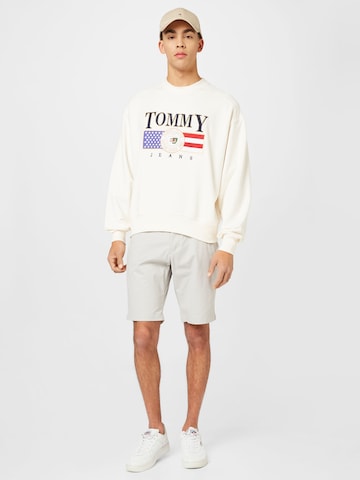 TOMMY HILFIGER Regular Housut 'HARLEM' värissä harmaa