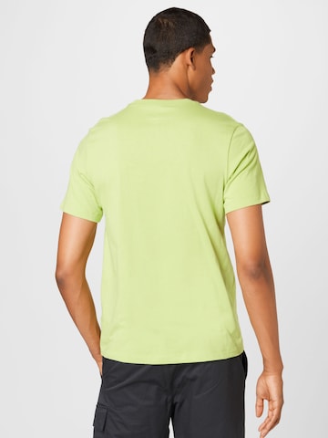 Coupe regular T-Shirt 'Club' Nike Sportswear en vert