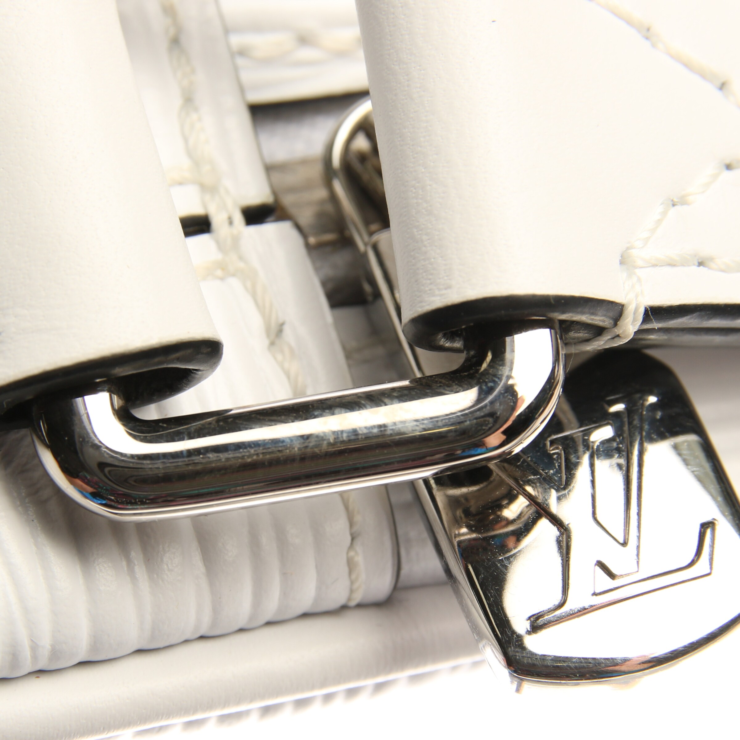 Louis Vuitton Bag in One size in Mixed colors