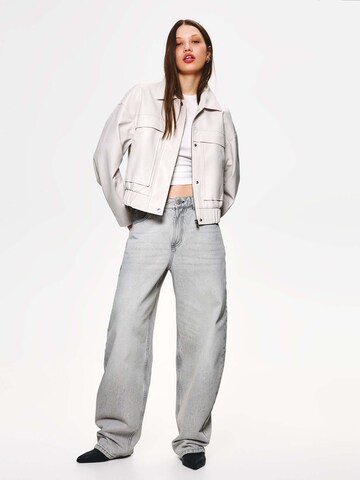 Giacca di mezza stagione di Bershka in beige: frontale
