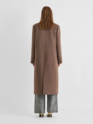 Cappotto di mezza stagione di ROUGE EDIT in marrone