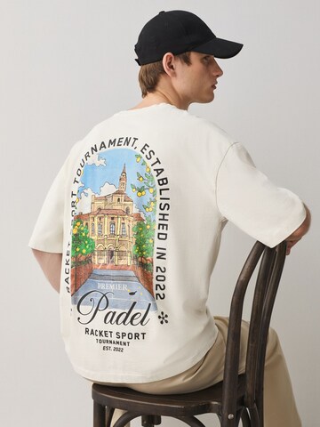 T-Shirt Next en blanc