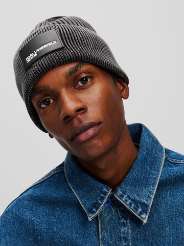 Berretto di KARL LAGERFELD JEANS in nero: frontale