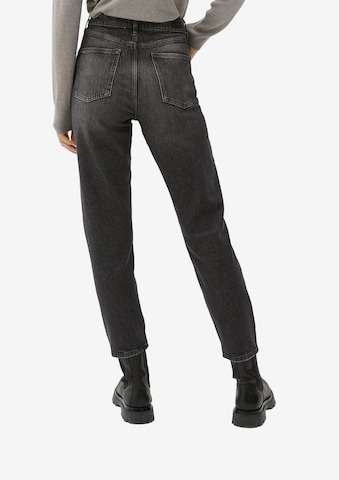 s.Oliver Tapered Jeans in Grey
