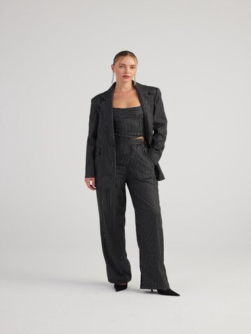 Wide Leg Pantalon chino HOLLY LOLLY en noir
