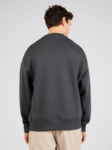 Sweat-shirt Tommy Jeans en gris