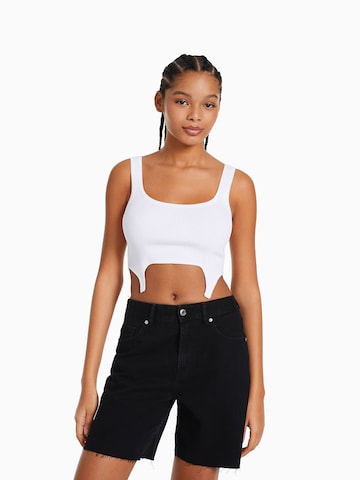 Bershka Regular Jeans in Zwart: voorkant