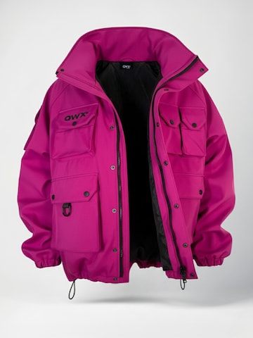 QWX2 Performance Jacket 'Oversized Softshell Jacket – Structured / Weather-Resistant' in Pink