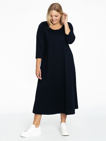 Robe Yoek en bleu