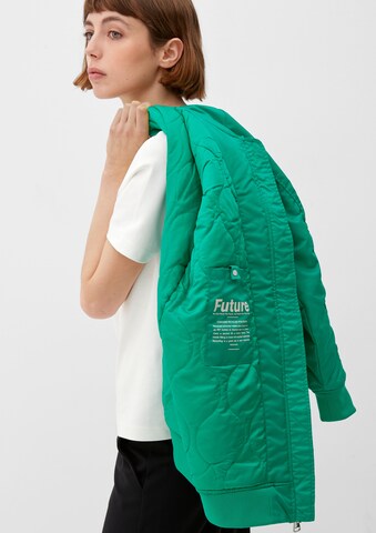 s.Oliver Демисезонная куртка в Зеленый