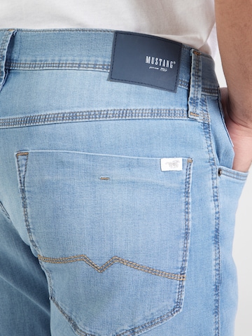 MUSTANG regular Jeans 'TRAMPER' i blå