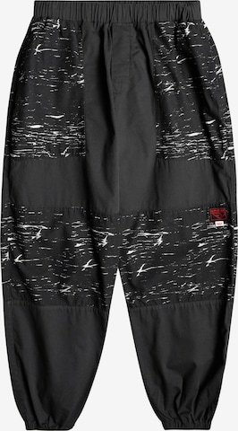 QUIKSILVER Workout Pants in Black: front