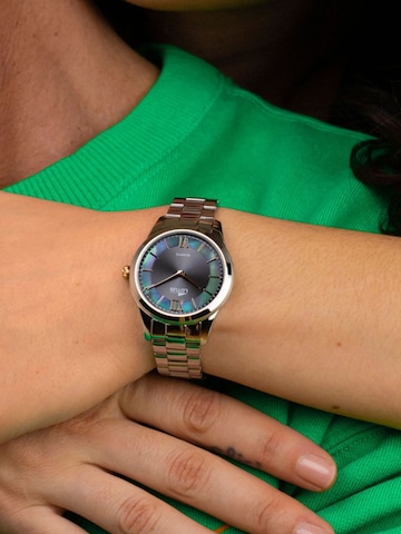 Montre à affichage analogique 'Lotus - Watch Trendy - Quartz watch movement - Watch case width: 34 mm' Lotus en noir