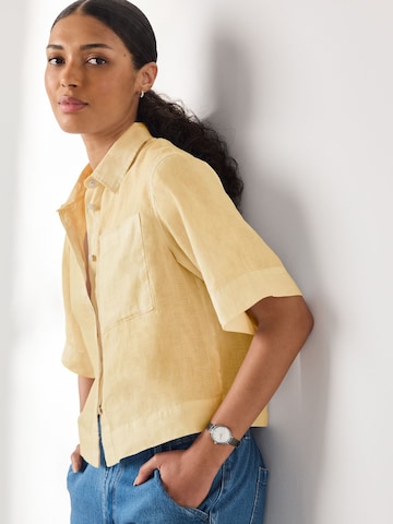 Next Blouse in Yellow