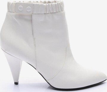 Céline Dress Boots in 41 in White: front