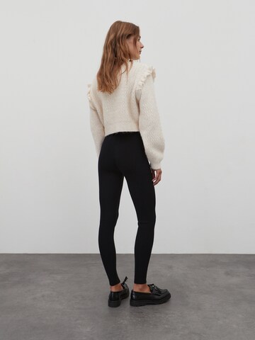 Skinny Leggings 'Leana' di EDITED in nero