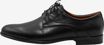 DreiMaster Klassik Lace-Up Shoes in Black: front