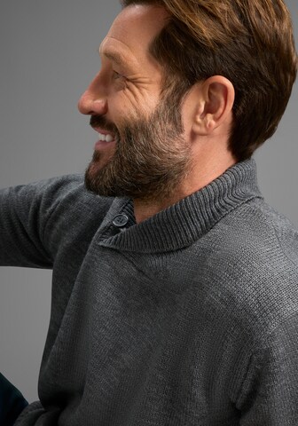 Man's World Pullover in Grau