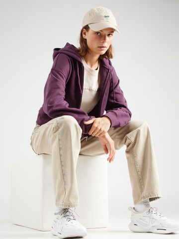 Giacca di felpa di Champion Authentic Athletic Apparel in lilla