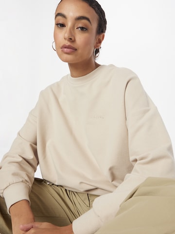 Sweat-shirt 'Vivian' mazine en beige