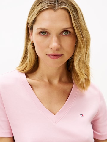 Tricou 'CODY' de la TOMMY HILFIGER pe roz