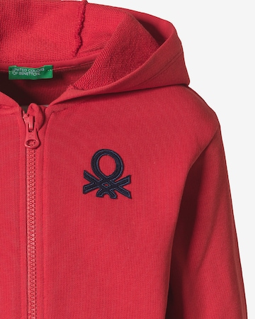 UNITED COLORS OF BENETTON Zip-Up Hoodie in Red