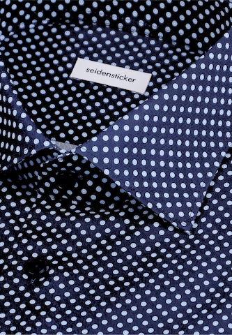 Coupe slim Chemise business 'SMART ESSENTIALS' SEIDENSTICKER en bleu