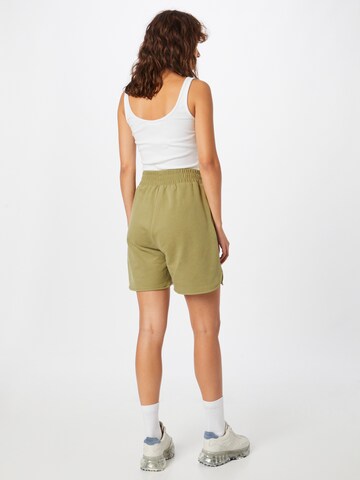 Loosefit Pantaloni di Karo Kauer in verde