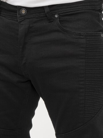 Rock Creek Tapered Jeans in Schwarz