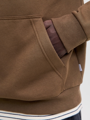 JACK & JONES Sweatshirt 'JJEBRADLEY' in Bruin