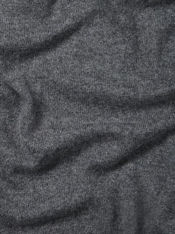 FALKE Scarf 'Pure Cashmere' in Grey