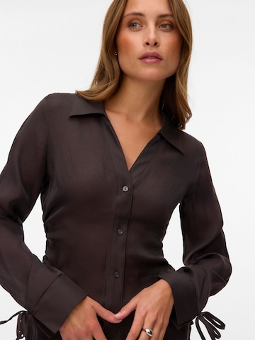 Camicia da donna 'VMLogalan' di VERO MODA in marrone