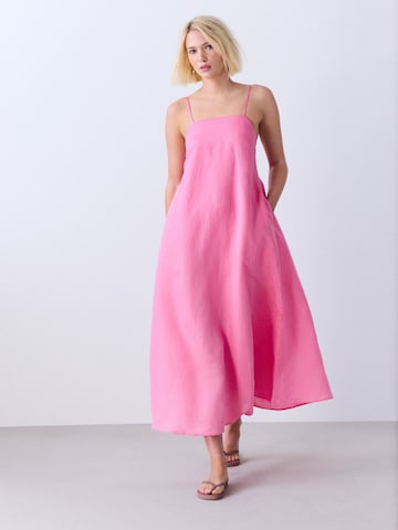 Next Jurk in Roze: voorkant