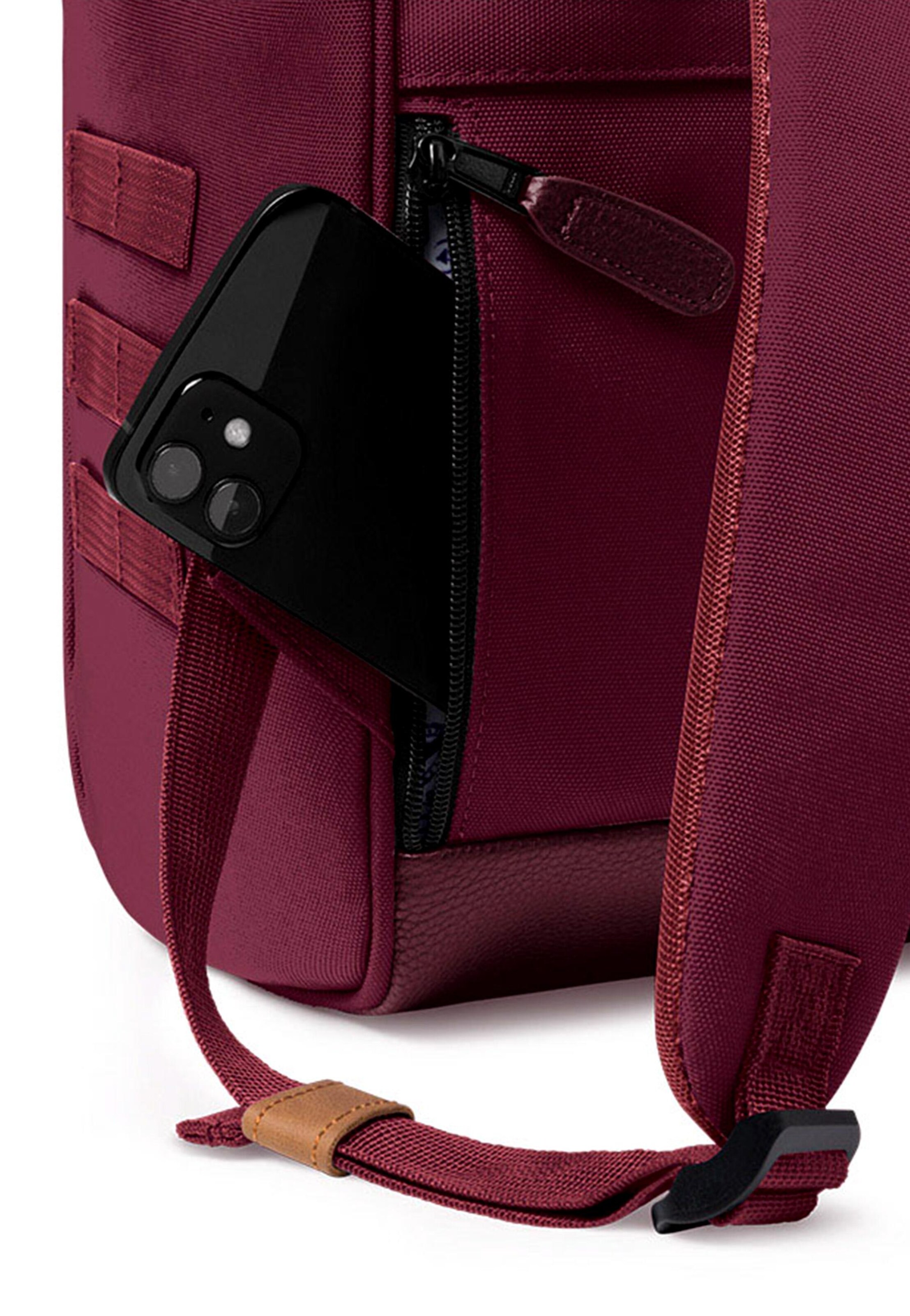 Cabaia Backpack 'Adventurer' in Purple