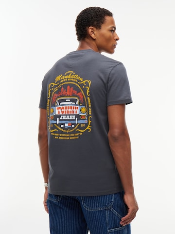 Tommy Jeans Shirt in Grijs: voorkant