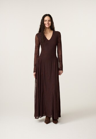 Robe Fabienne Chapot en marron : devant