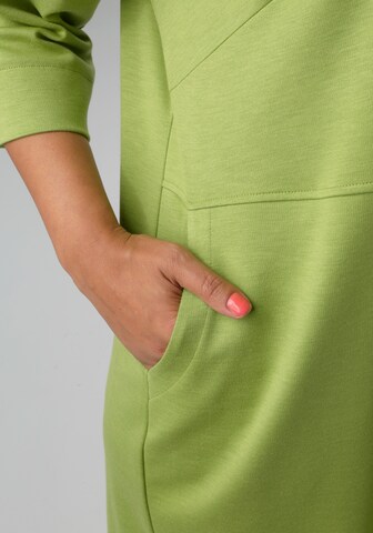 Aniston Dress in Green