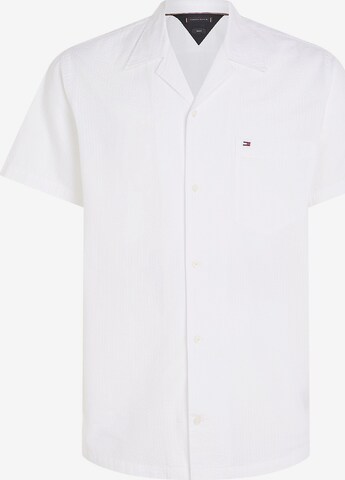 Coupe regular Chemise TOMMY HILFIGER en blanc : devant