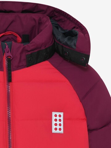 Veste d’hiver 'LWJIPE 704' LEGO® kidswear en rouge