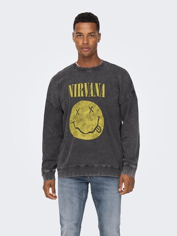 Only & Sons - Sweatshirt 'Toby' em cinzento